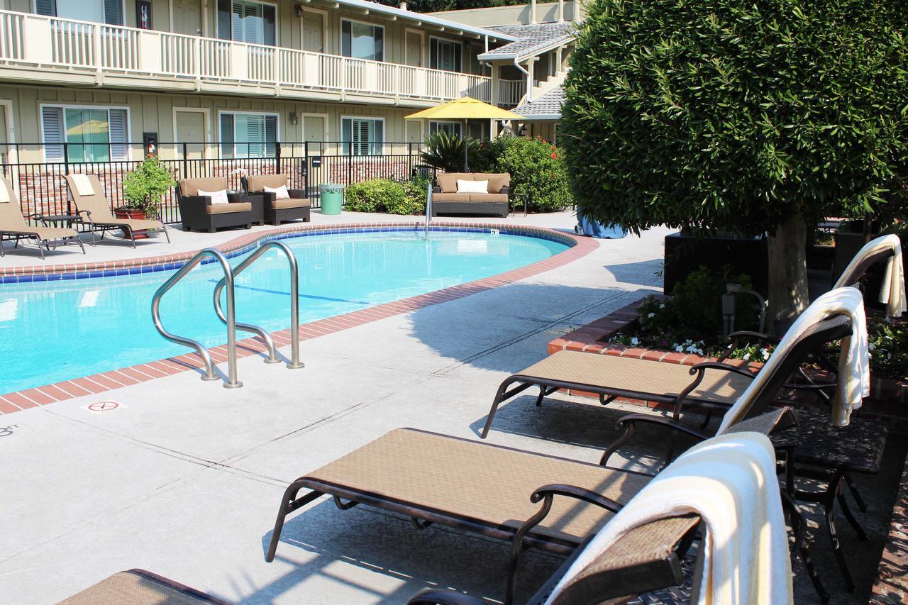 Country Inn Motel Palo Alto Bagian luar foto